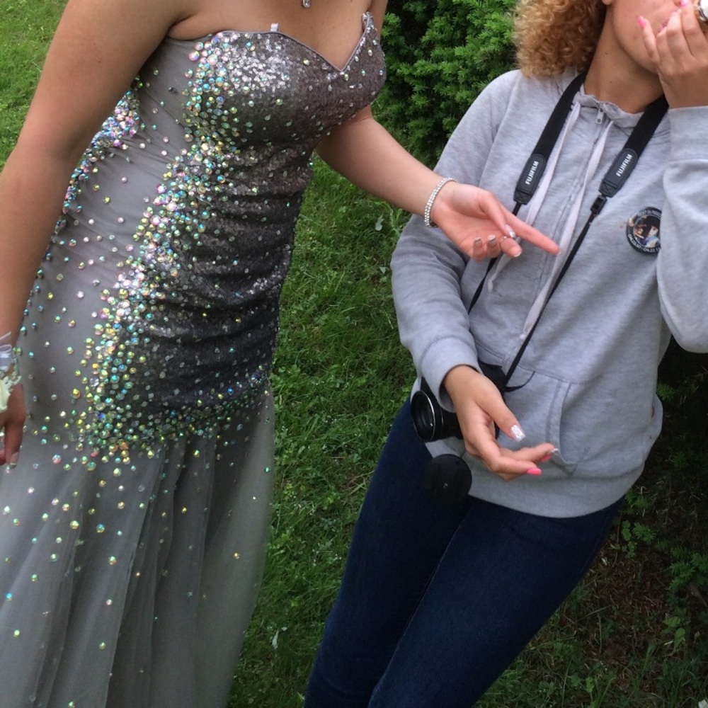 Size medium prom dress